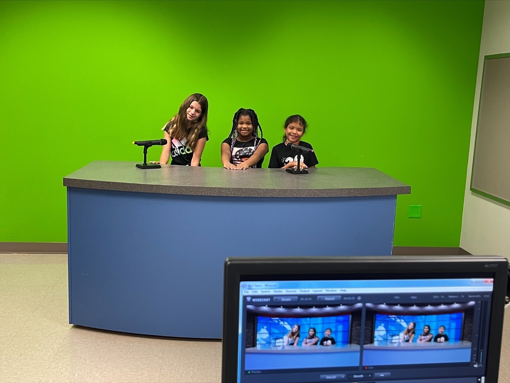 bell-bear-news-crew-bell-elementary-school