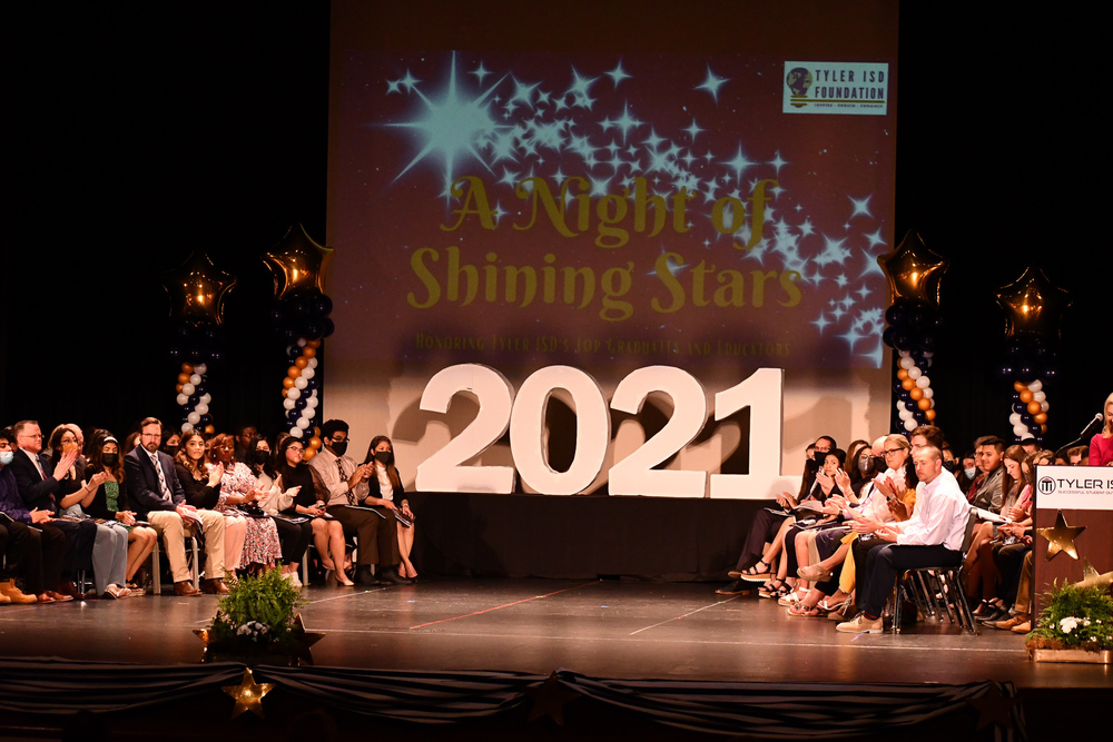 Night of Shining Stars Stage 2021