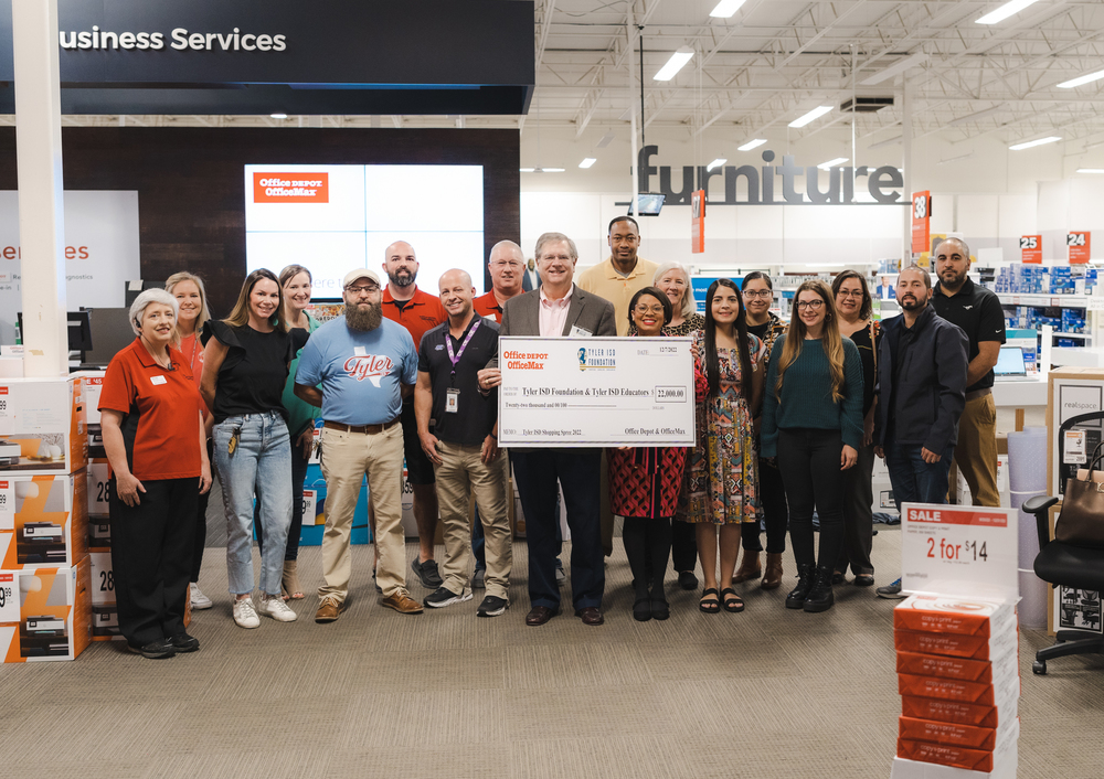 Tyler ISD Teachers Received Surprise Shopping Spree Tyler ISD Foundation