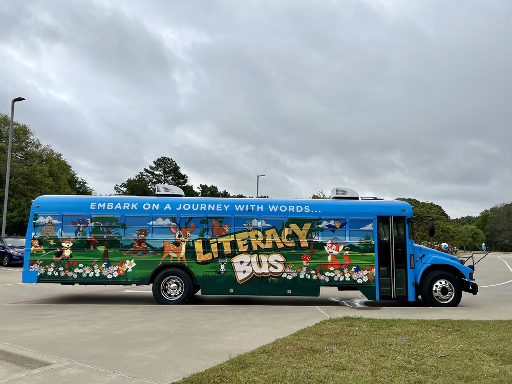 Tyler ISD Literacy Bus Hits The Road To Bring The FUN and FREE Books 