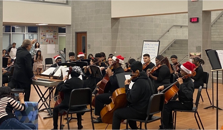 Tyler HS Orchestra holiday magic